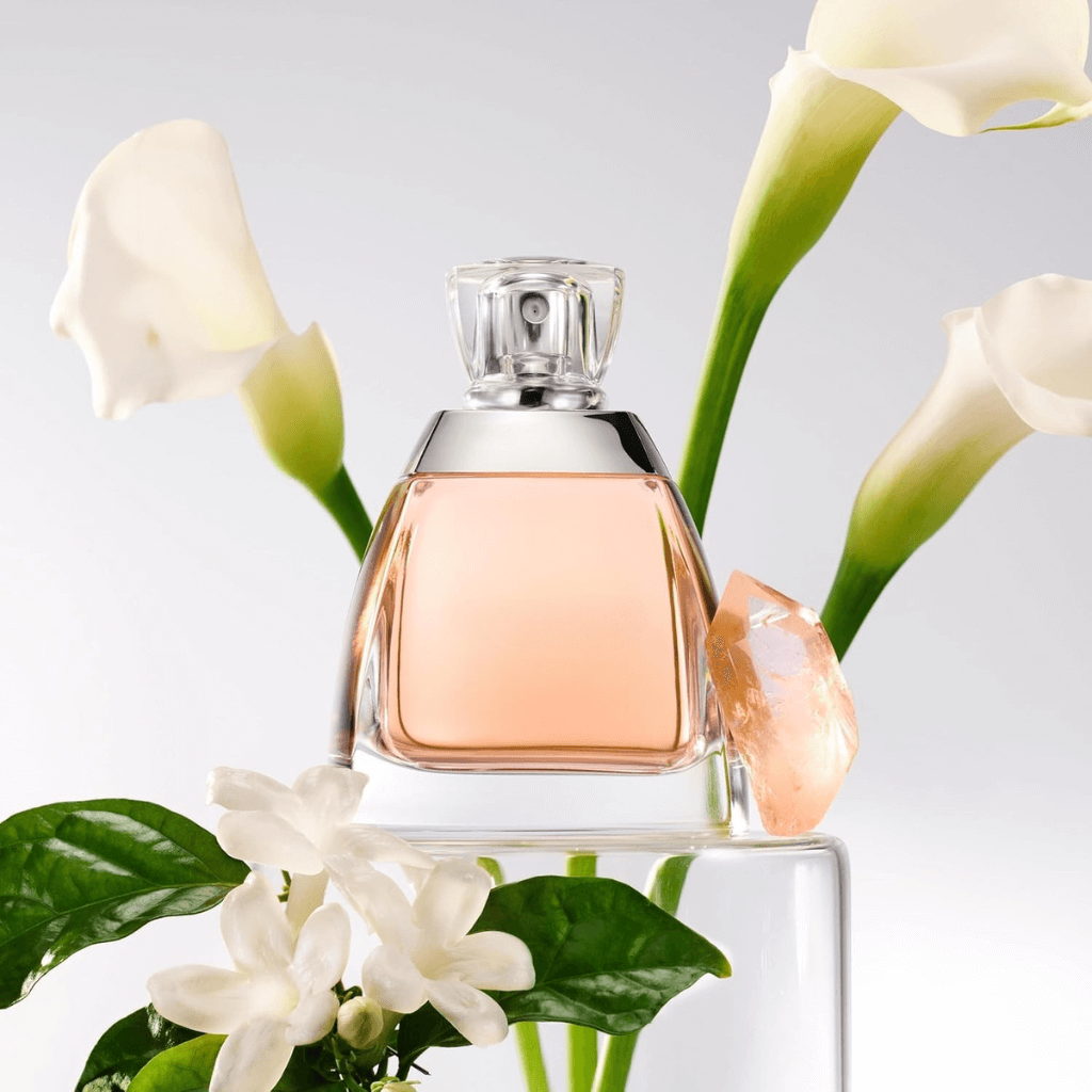 Skaistums Purvo Parfūmas – elegants un rafinēts aromāts ar puķu un muskusa notīm.